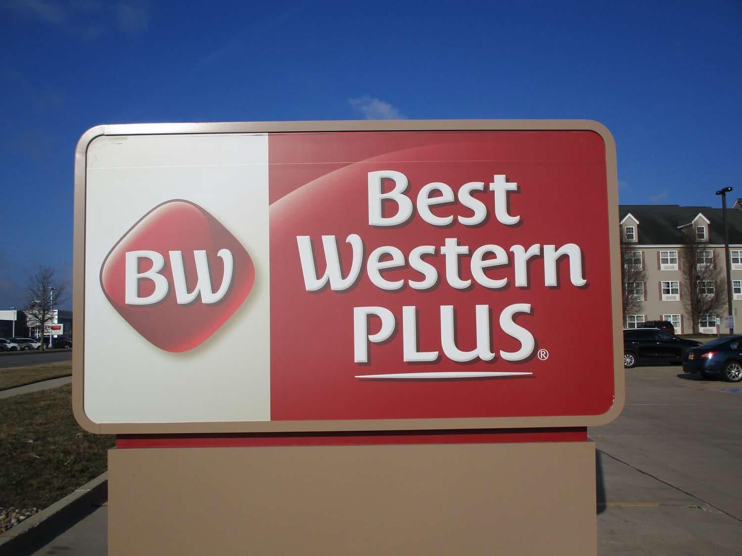 Best Western Plus Champaign/Urbana Inn Εξωτερικό φωτογραφία